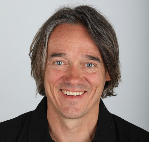 DrFicsorZsolt_sm2.JPG DrFicsorZsolt_sm2.JPG